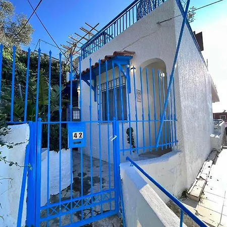 Sky With Great Location Wonderful Acropolis View In Neos Kosmos Maison d'hôtes Athènes